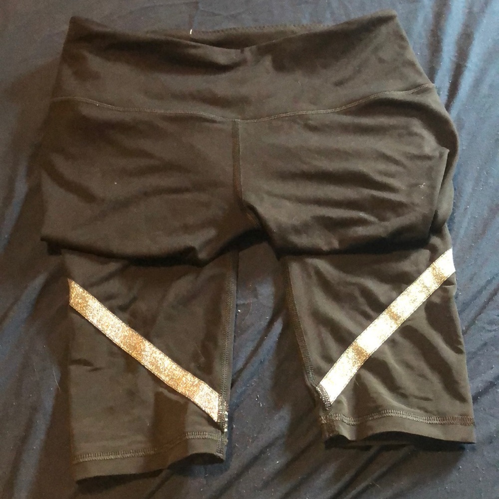 Victoria Secret Sport sparkle black capris - Picture 2 of 4